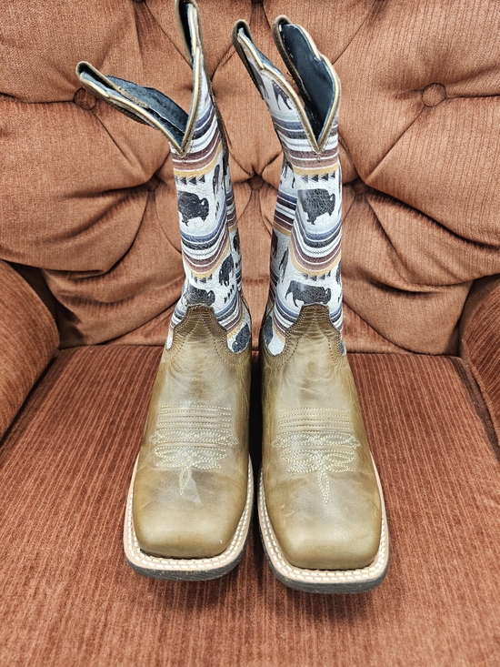 Ariat Shoes - Ariat Women's Circuit Savanna western boots